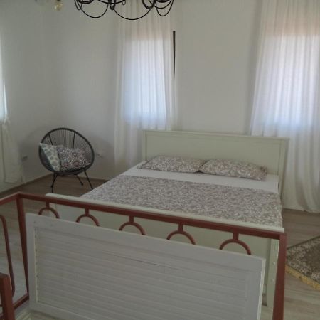 Chic Sea Front Apartment With Breathtaking Kotor Bay View Доли Столив Екстериор снимка