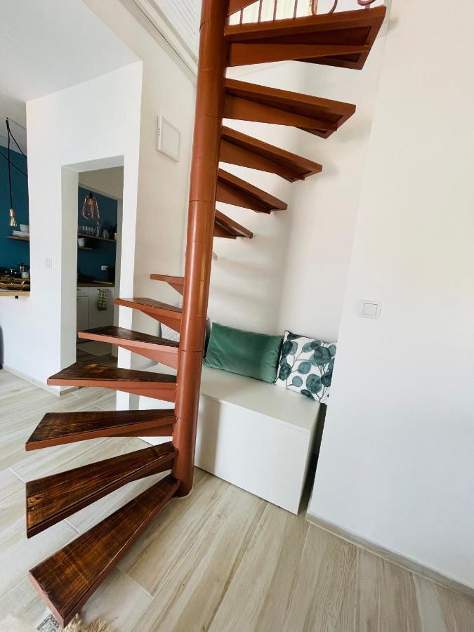 Chic Sea Front Apartment With Breathtaking Kotor Bay View Доли Столив Екстериор снимка