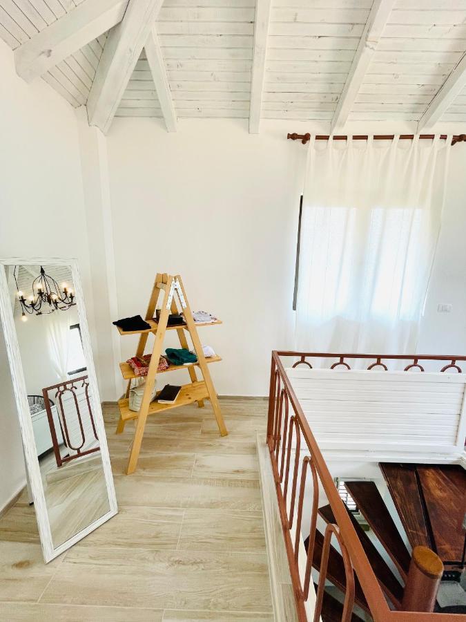 Chic Sea Front Apartment With Breathtaking Kotor Bay View Доли Столив Екстериор снимка